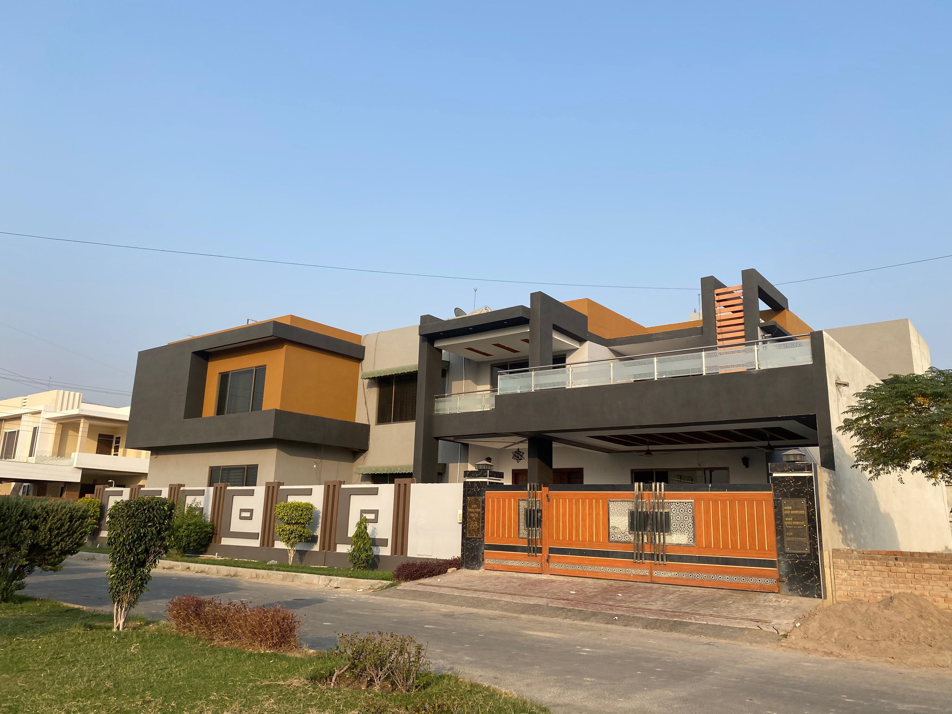Upper story portion- modern & spacious